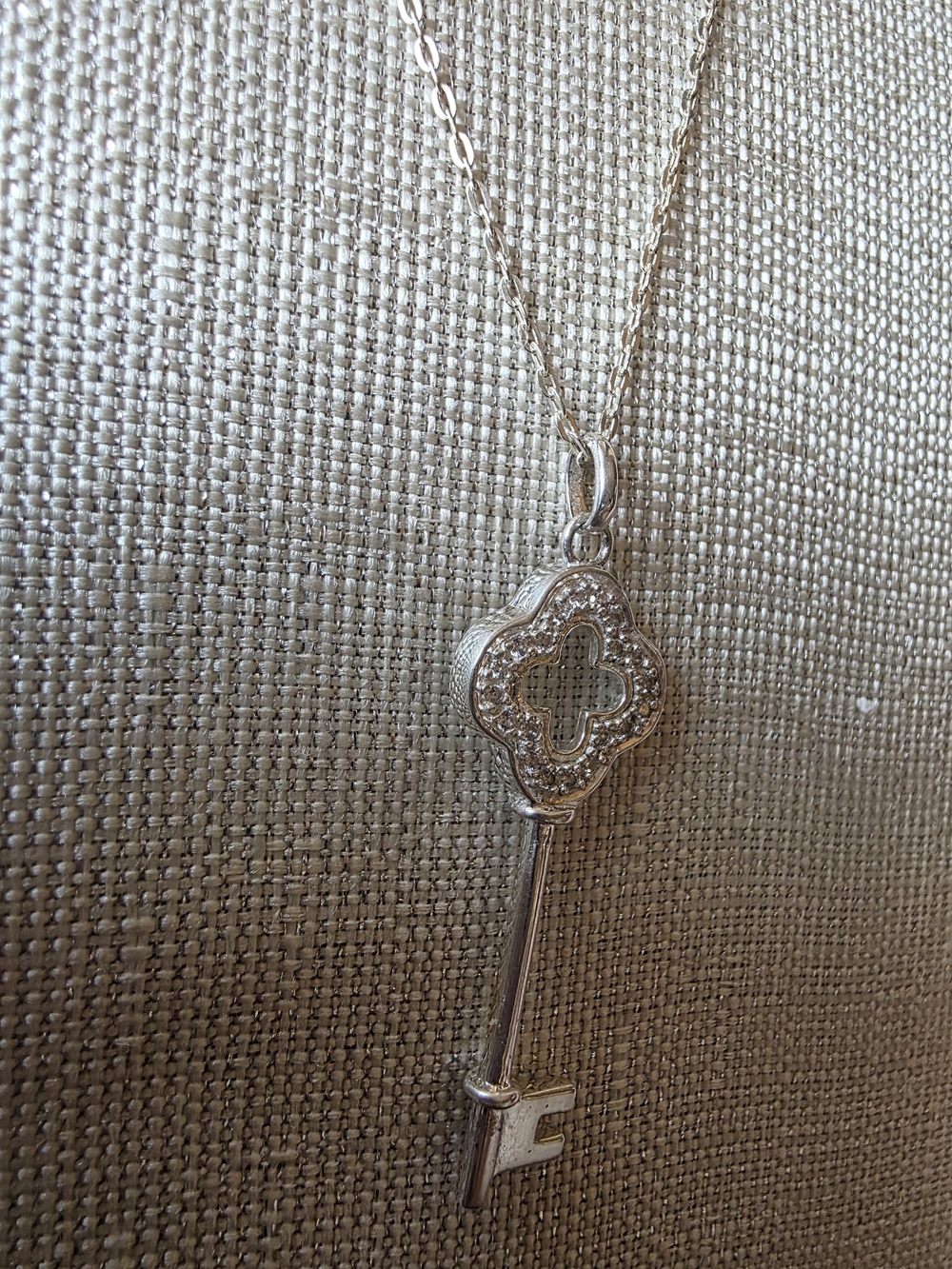 925 Elegant 20" L.A. Gem & Jewelry Design Necklace - Picture 5 of 13